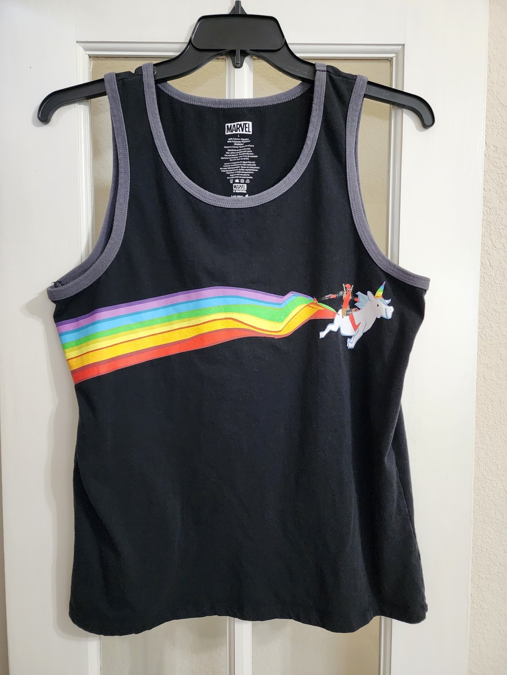 Marvel Deadpool Unicorn Rainbow Graphic Tank Top Black Size Large
